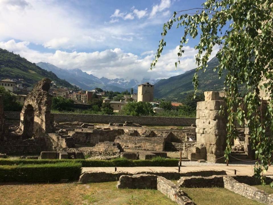 Al Teatro Romano - Cir 0343 Aosta Exteriér fotografie