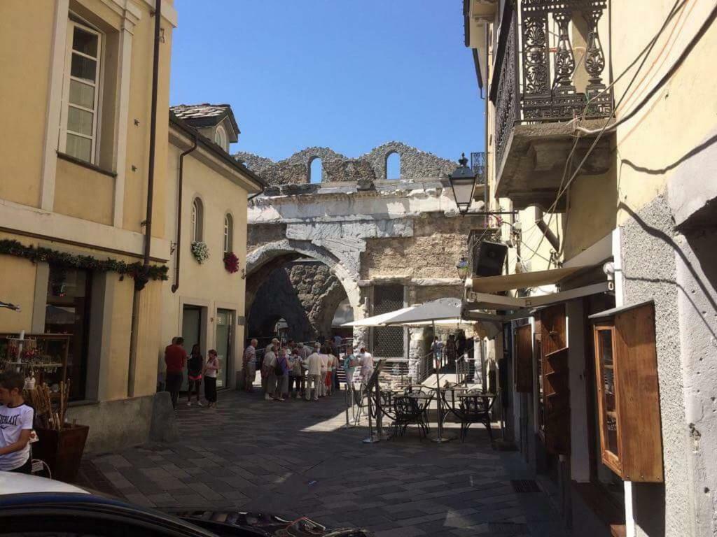 Al Teatro Romano - Cir 0343 Aosta Exteriér fotografie